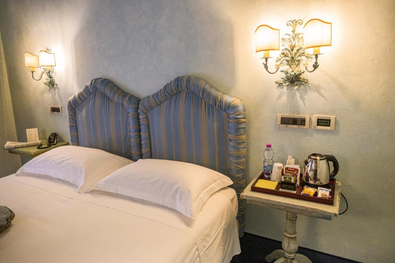 Hotel Boccaccio Calcinaia Eksteriør billede