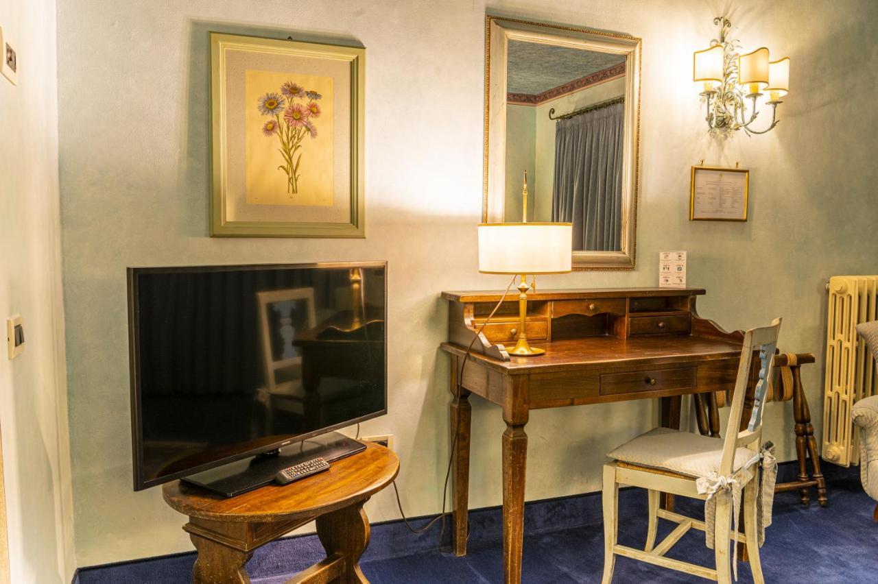 Hotel Boccaccio Calcinaia Eksteriør billede