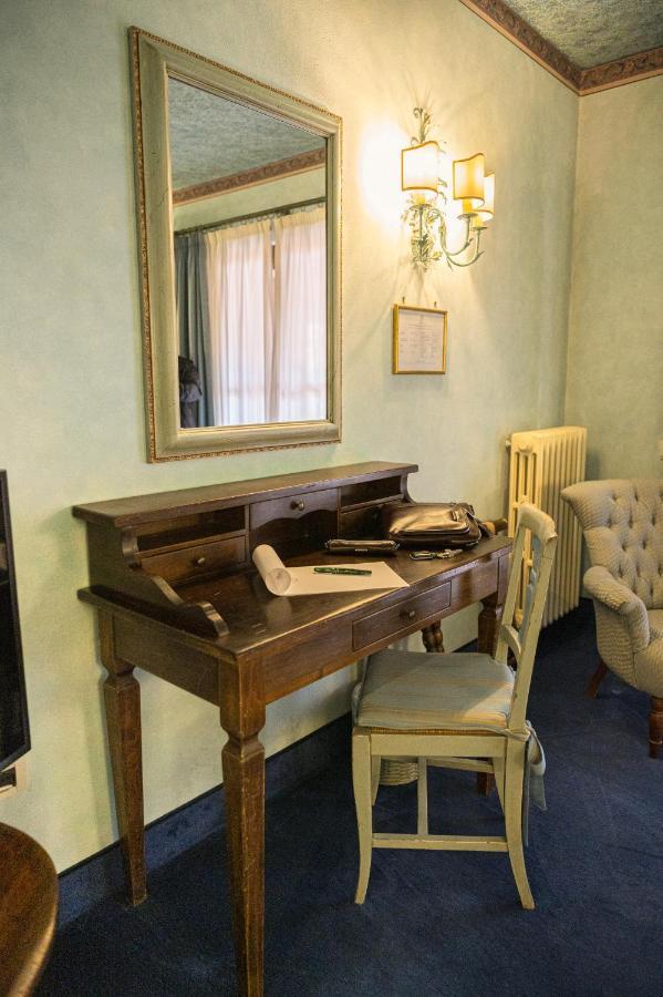 Hotel Boccaccio Calcinaia Eksteriør billede