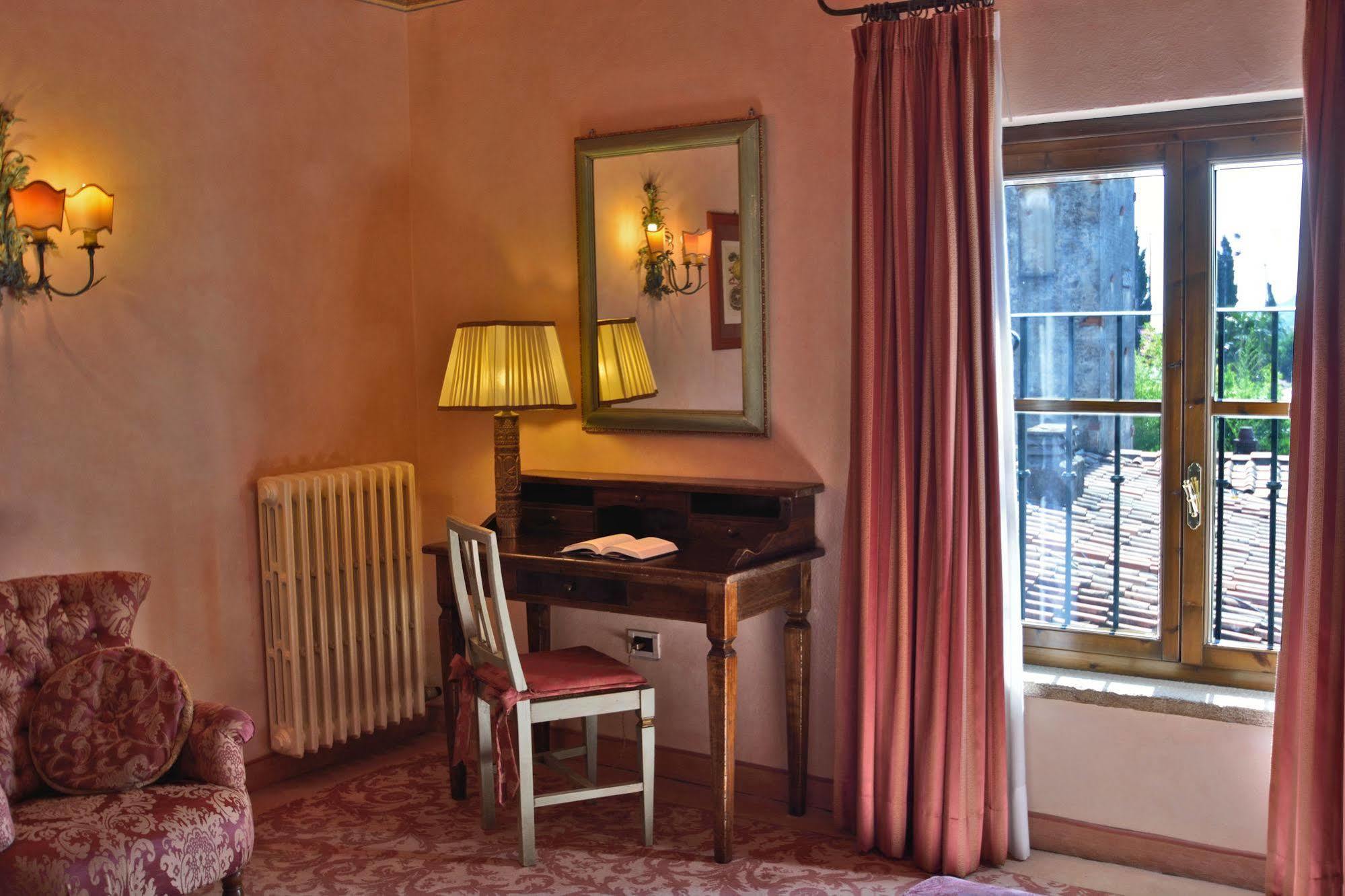 Hotel Boccaccio Calcinaia Eksteriør billede