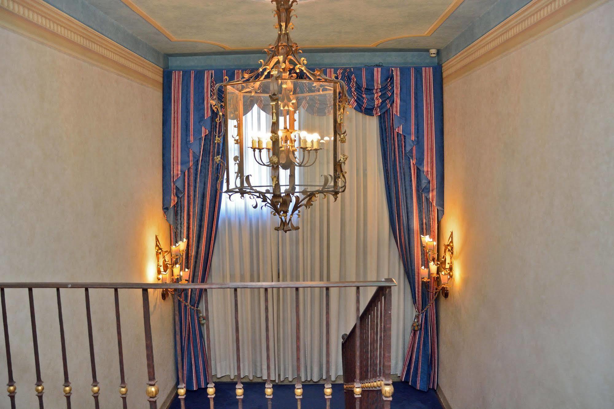 Hotel Boccaccio Calcinaia Eksteriør billede